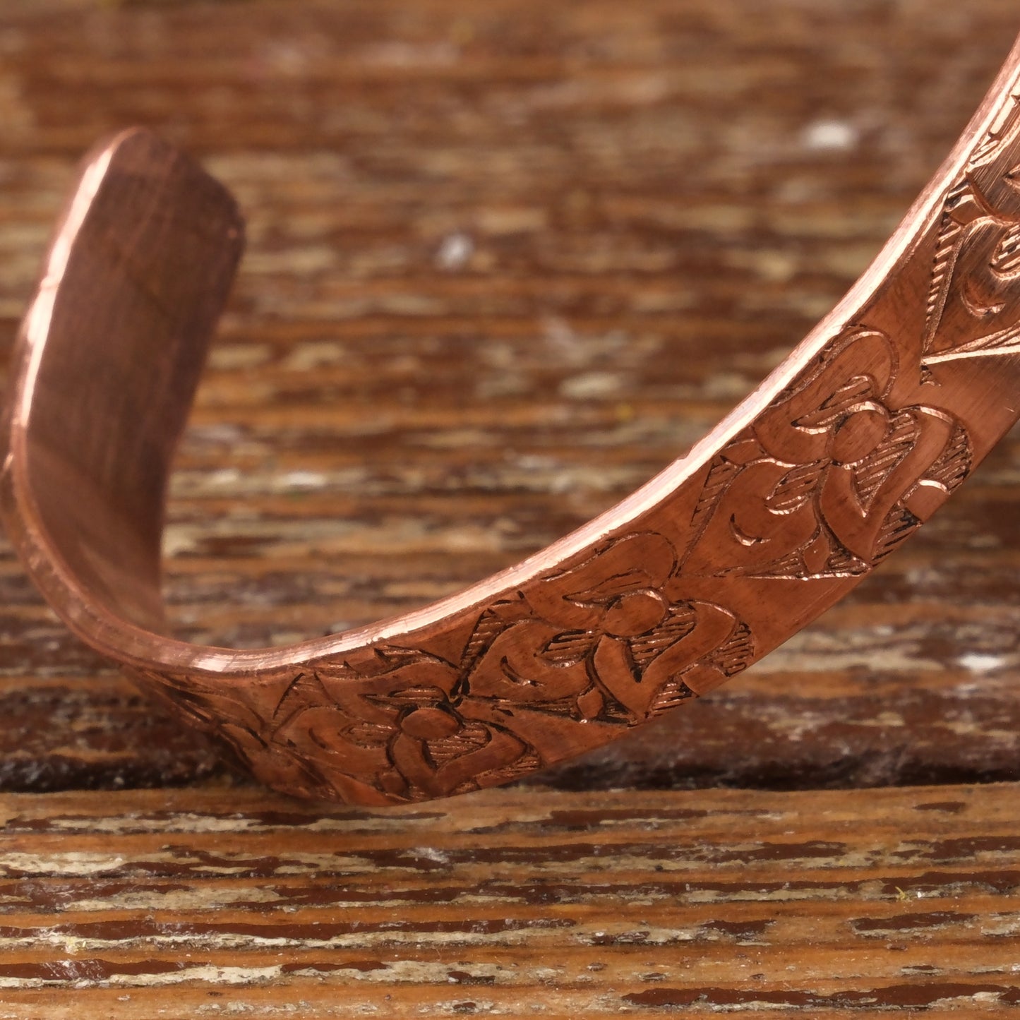 Handmade Motif Pure Copper Unisex Bracelet SPF-B-002