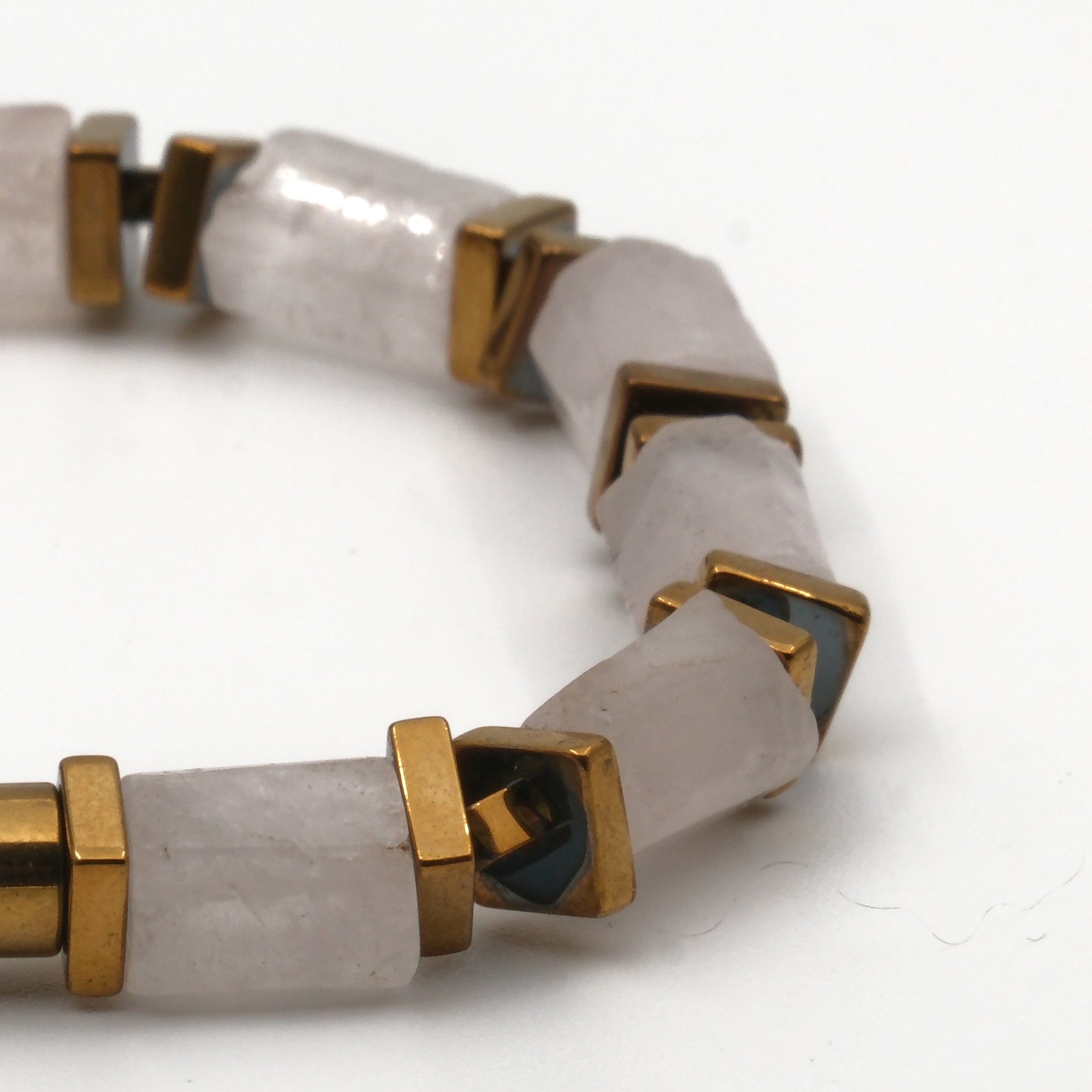 Pembe Kuvars ve Hematit Sertifikalı Doğal Taş Bileklik SPF-A-078