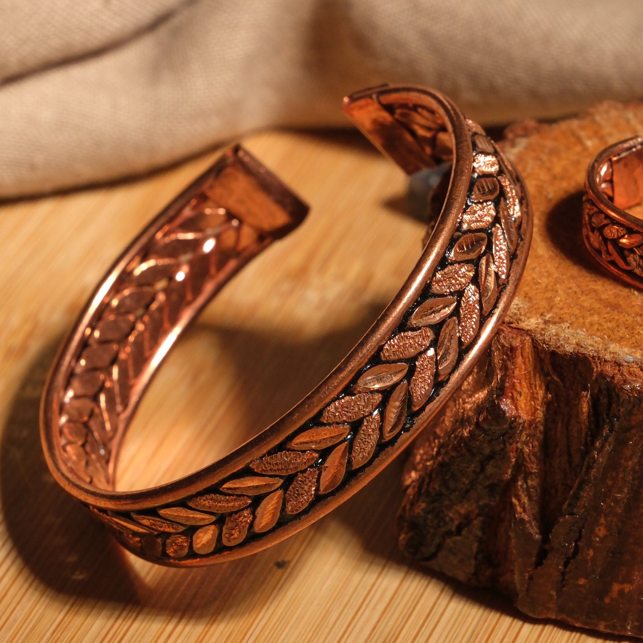 El Yapımı Motifli Saf Bakır Unisex Bileklik ve Yüzük Seti SPF-B-012