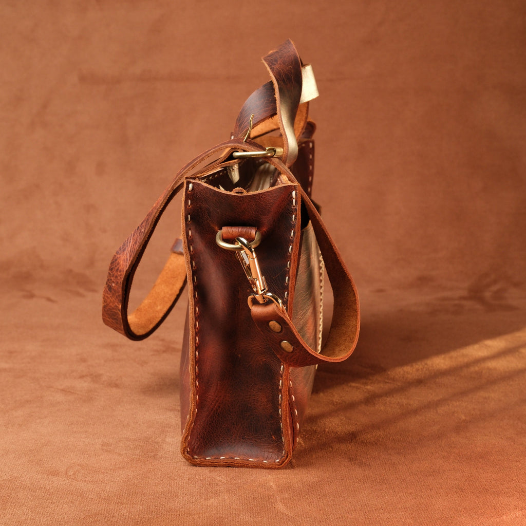 El Yapımı %100 Hakiki Dana Derisi Omuz Çantası 29cmx19cmx7cm SPF-C-012