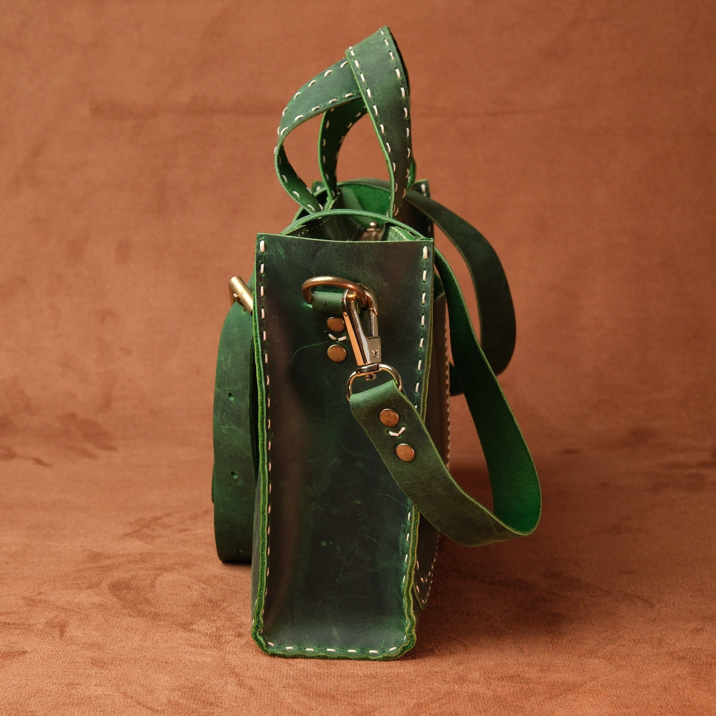 El Yapımı %100 Hakiki Dana Derisi Omuz Çantası 29cmx19cmx7cm SPF-C-014