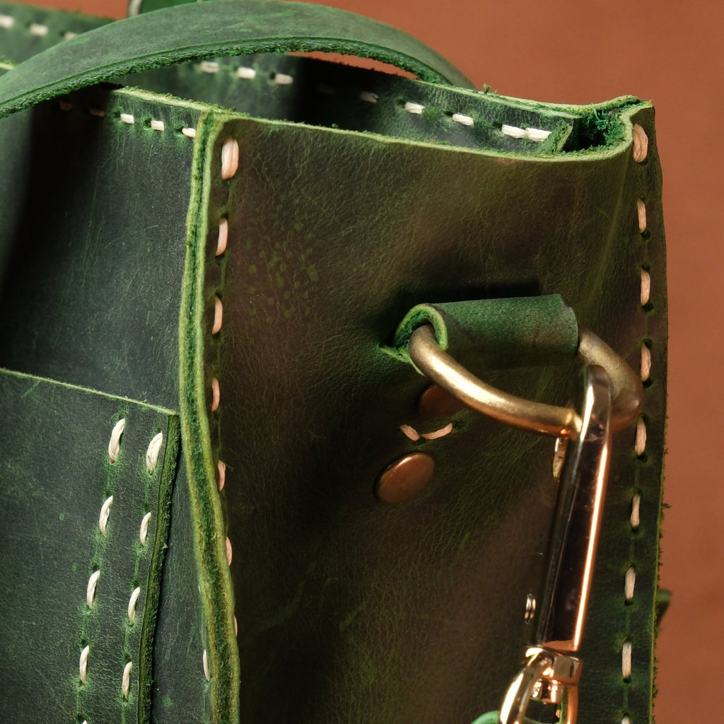 El Yapımı %100 Hakiki Dana Derisi Omuz Çantası 29cmx19cmx7cm SPF-C-014