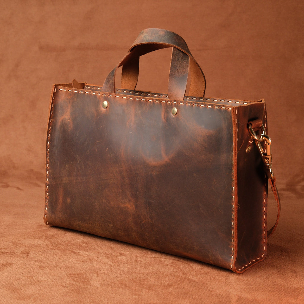 El Yapımı %100 Hakiki Dana Derisi Omuz Çantası 29cmx19cmx7cm SPF-C-016