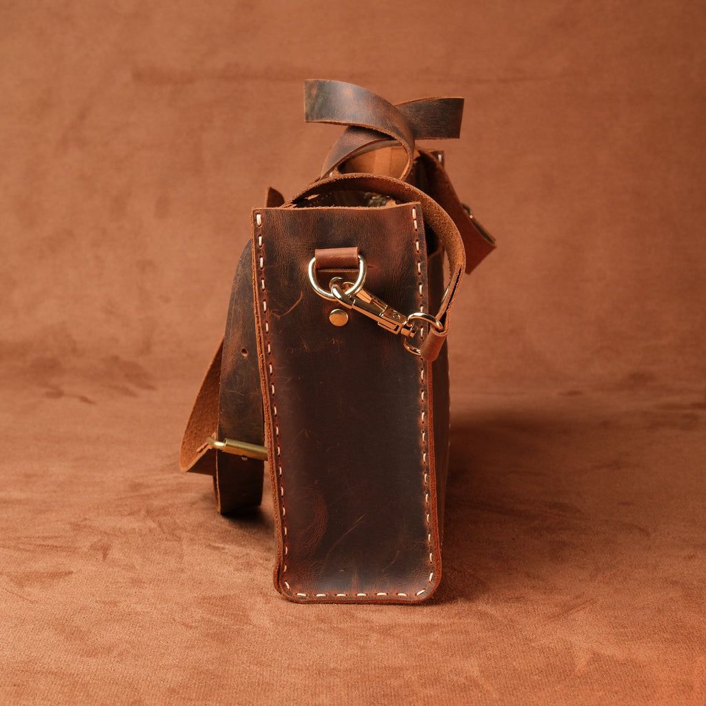 El Yapımı %100 Hakiki Dana Derisi Omuz Çantası 29cmx19cmx7cm SPF-C-016