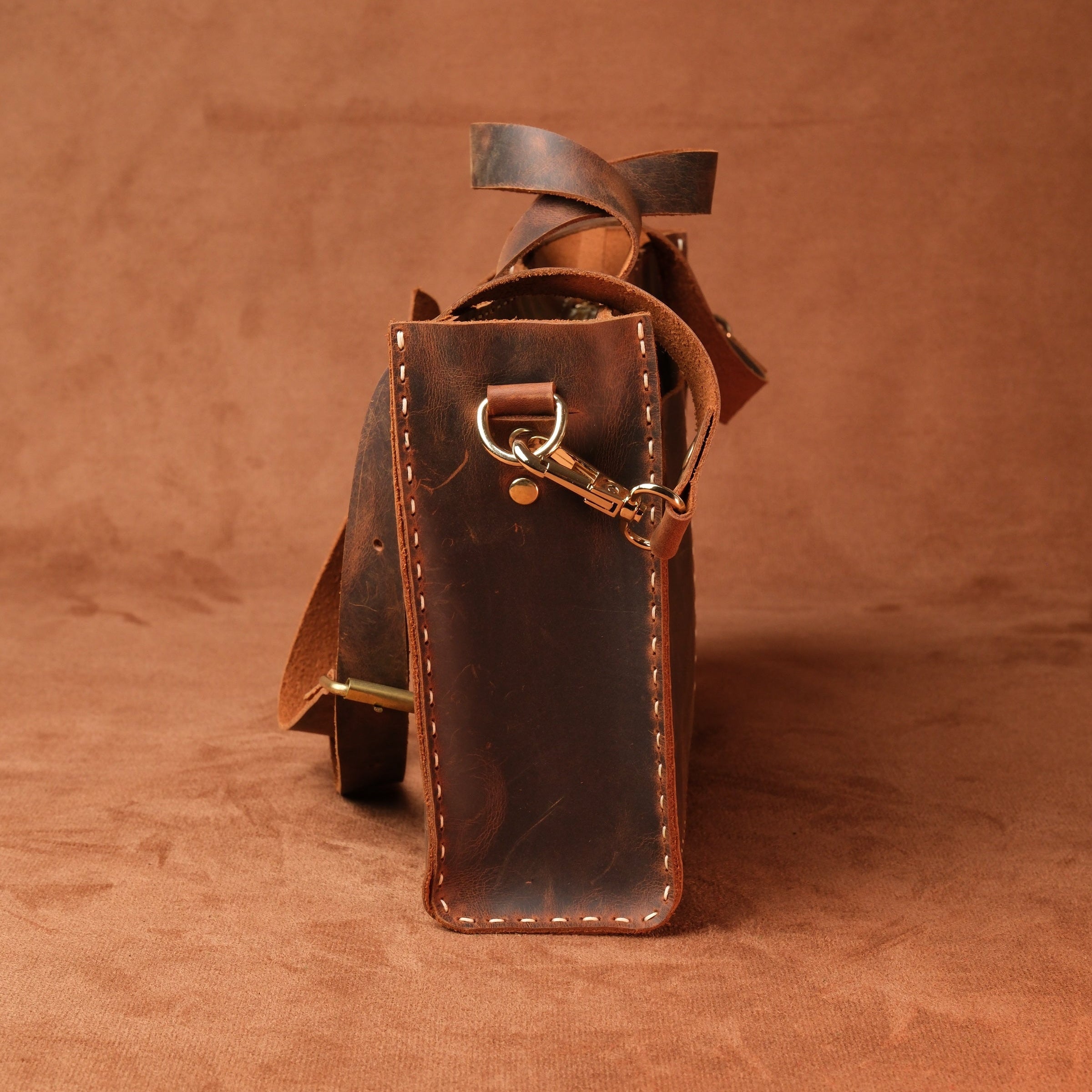 El Yapımı %100 Hakiki Dana Derisi Omuz Çantası 29cmx19cmx7cm SPF-C-016