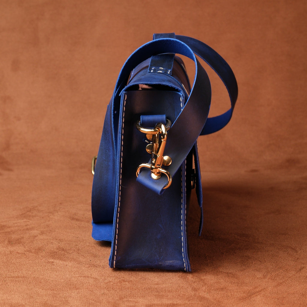 El Yapımı %100 Hakiki Dana Derisi Omuz Çantası 27cmx18cmx8cm SPF-C-011