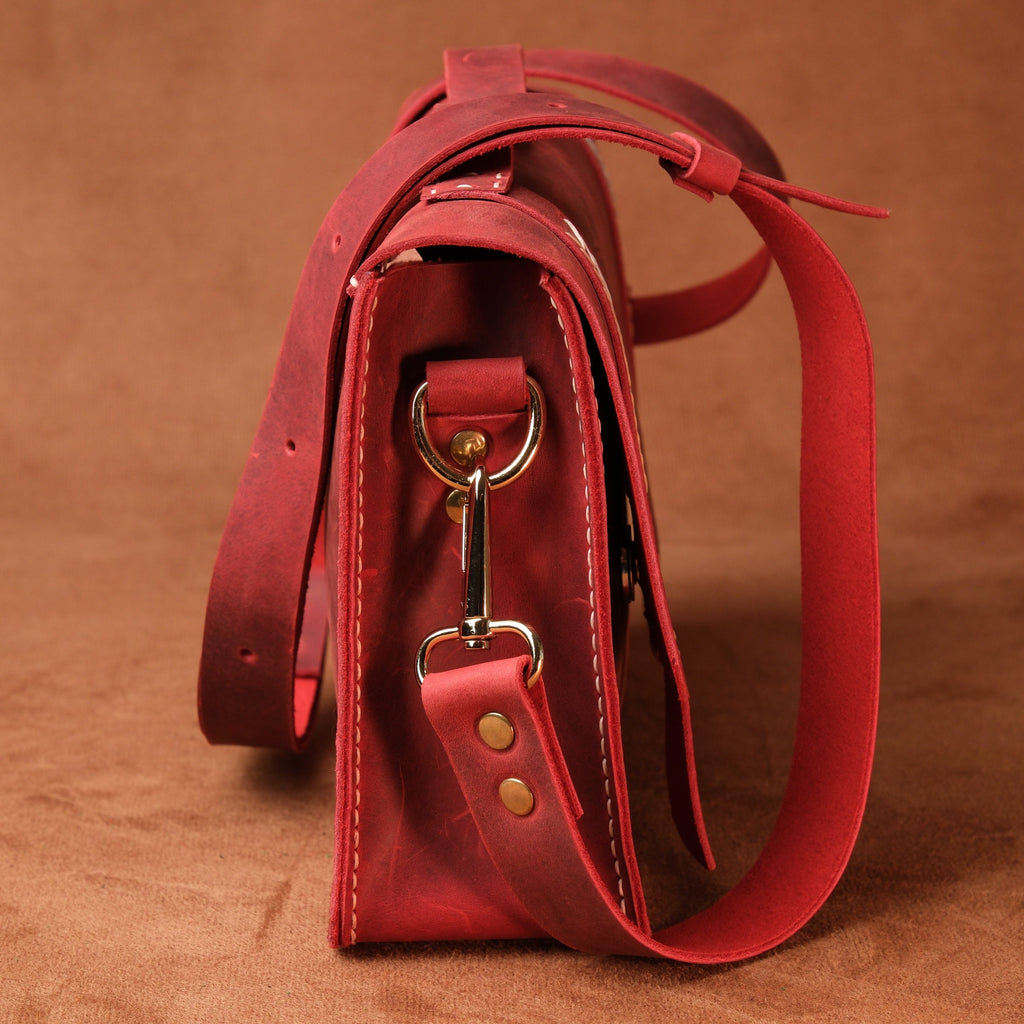 El Yapımı %100 Hakiki Dana Derisi Omuz Çantası 27cmx18cmx8cm SPF-C-009