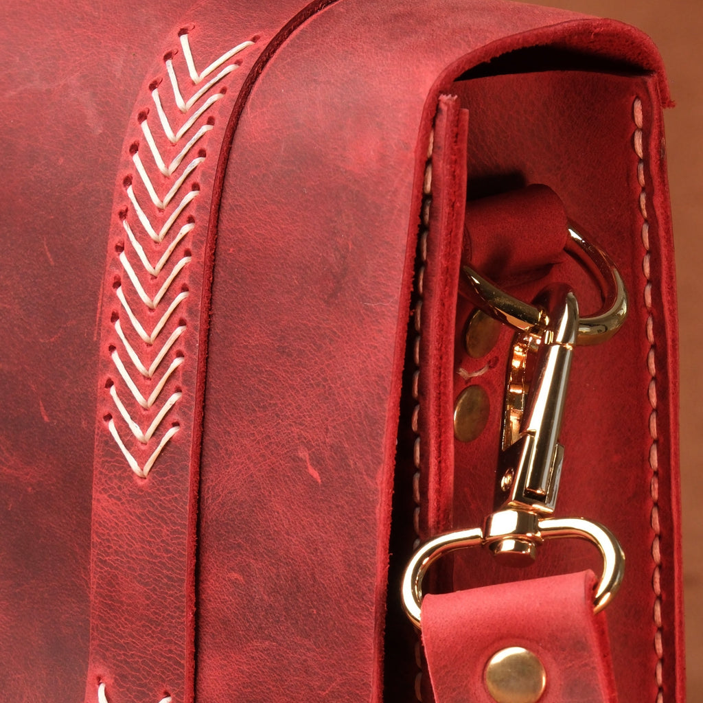 El Yapımı %100 Hakiki Dana Derisi Omuz Çantası 27cmx18cmx8cm SPF-C-009