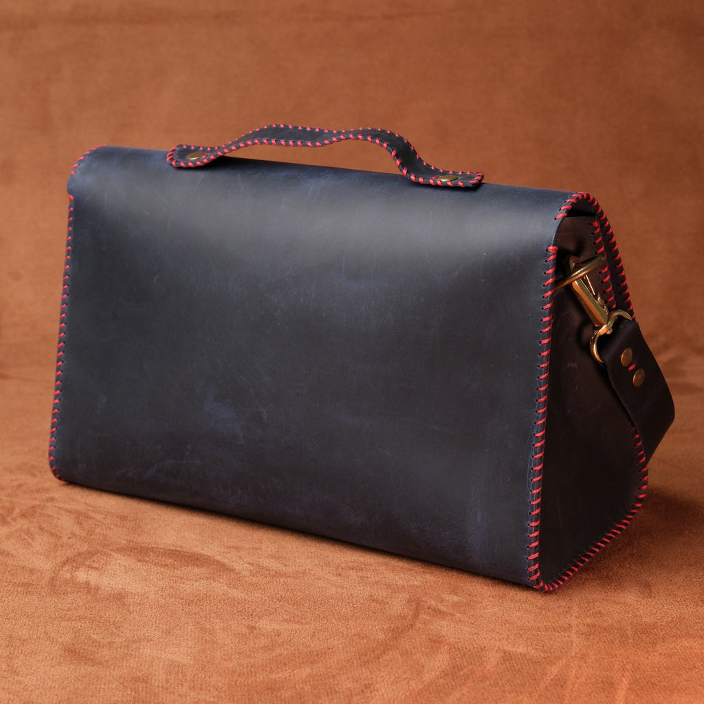 El Yapımı %100 Hakiki Dana Derisi Omuz Çantası 28cmx20cmx10cm SPF-C-005