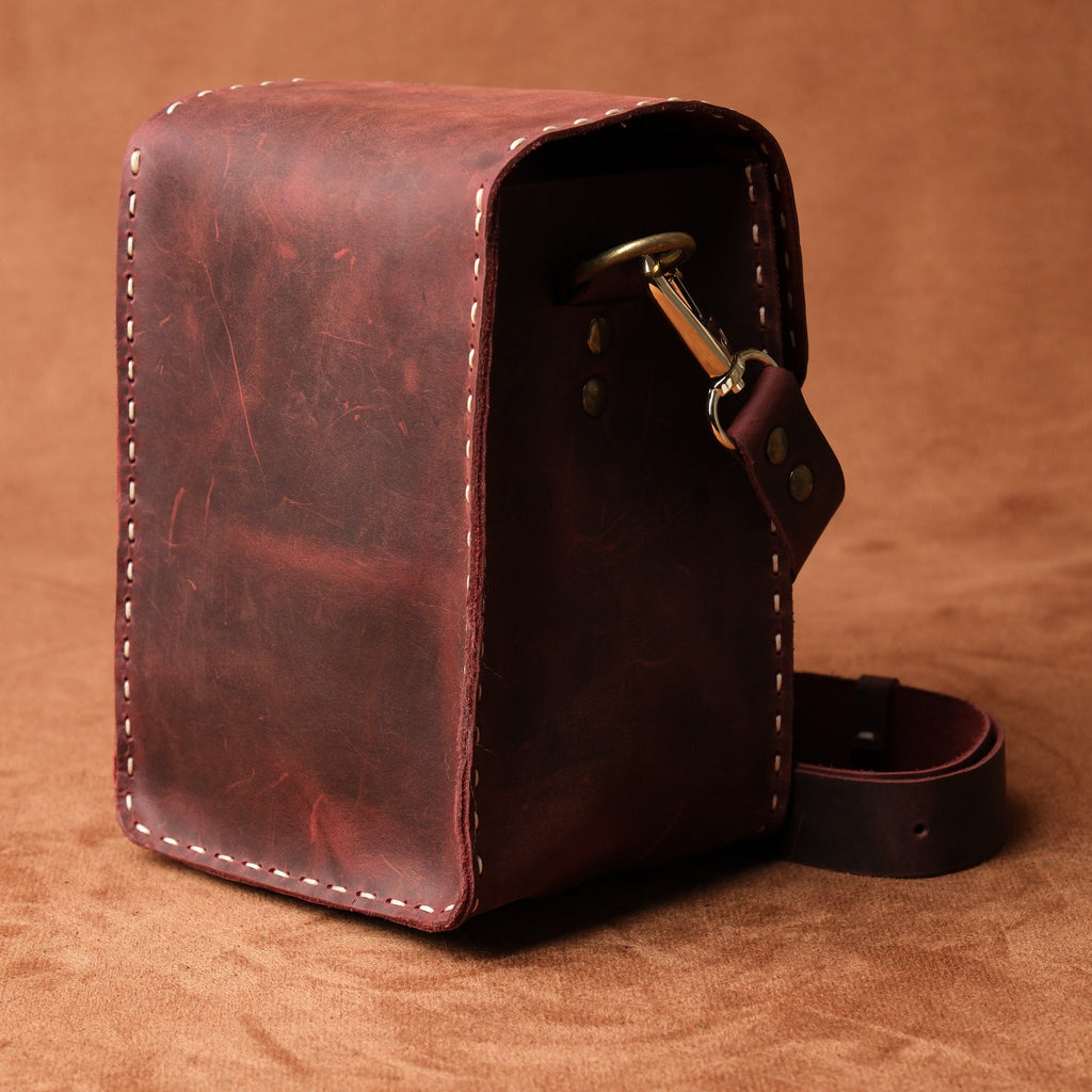 El Yapımı %100 Hakiki Dana Derisi Omuz Çantası 11cmx13cmx18cm SPF-C-020