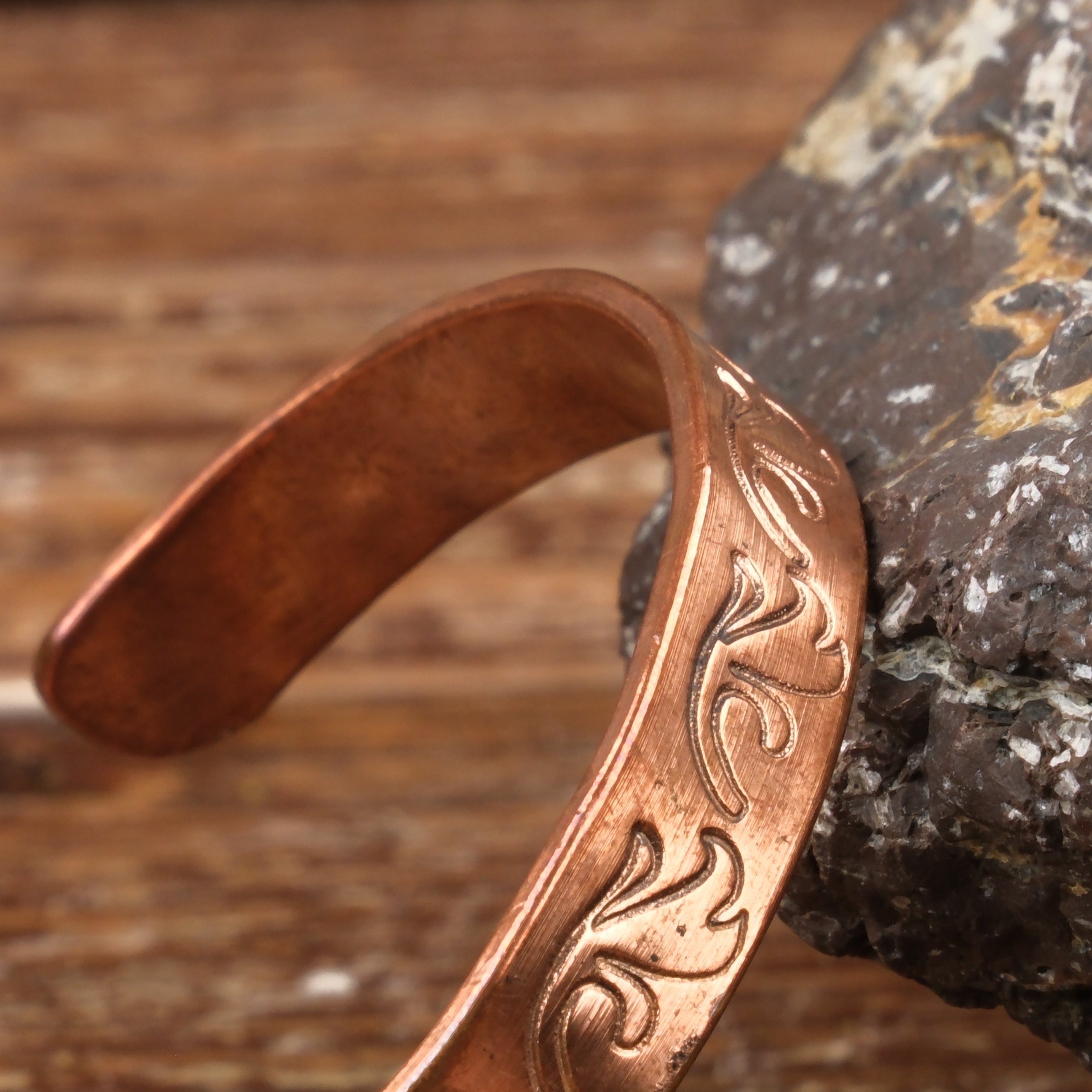 El Yapımı Motifli Saf Bakır Unisex Bileklik SPF-B-004